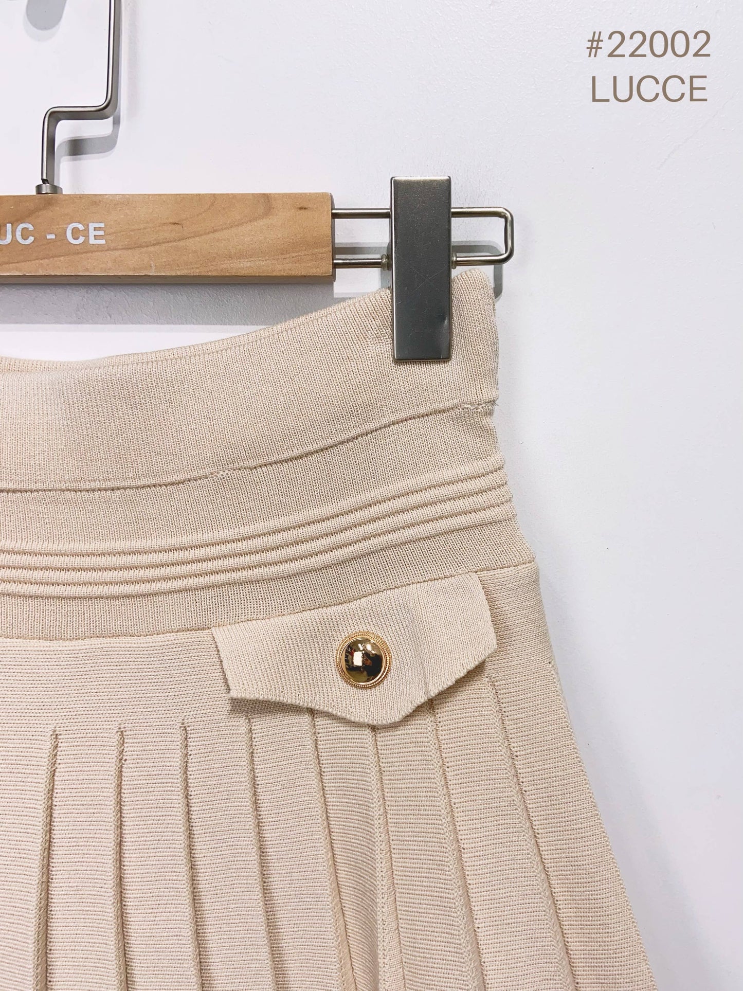 Khaki Pleated knit skirt -clearance